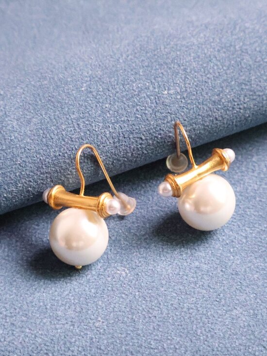 Julie Vos Jewelry - Julie Vos Bamboo Earrings - Gold & Pearl
